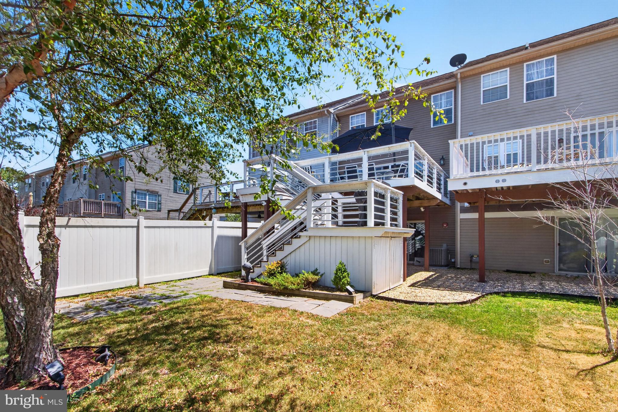 SHIPBUILDERS VILLAGE - Residential