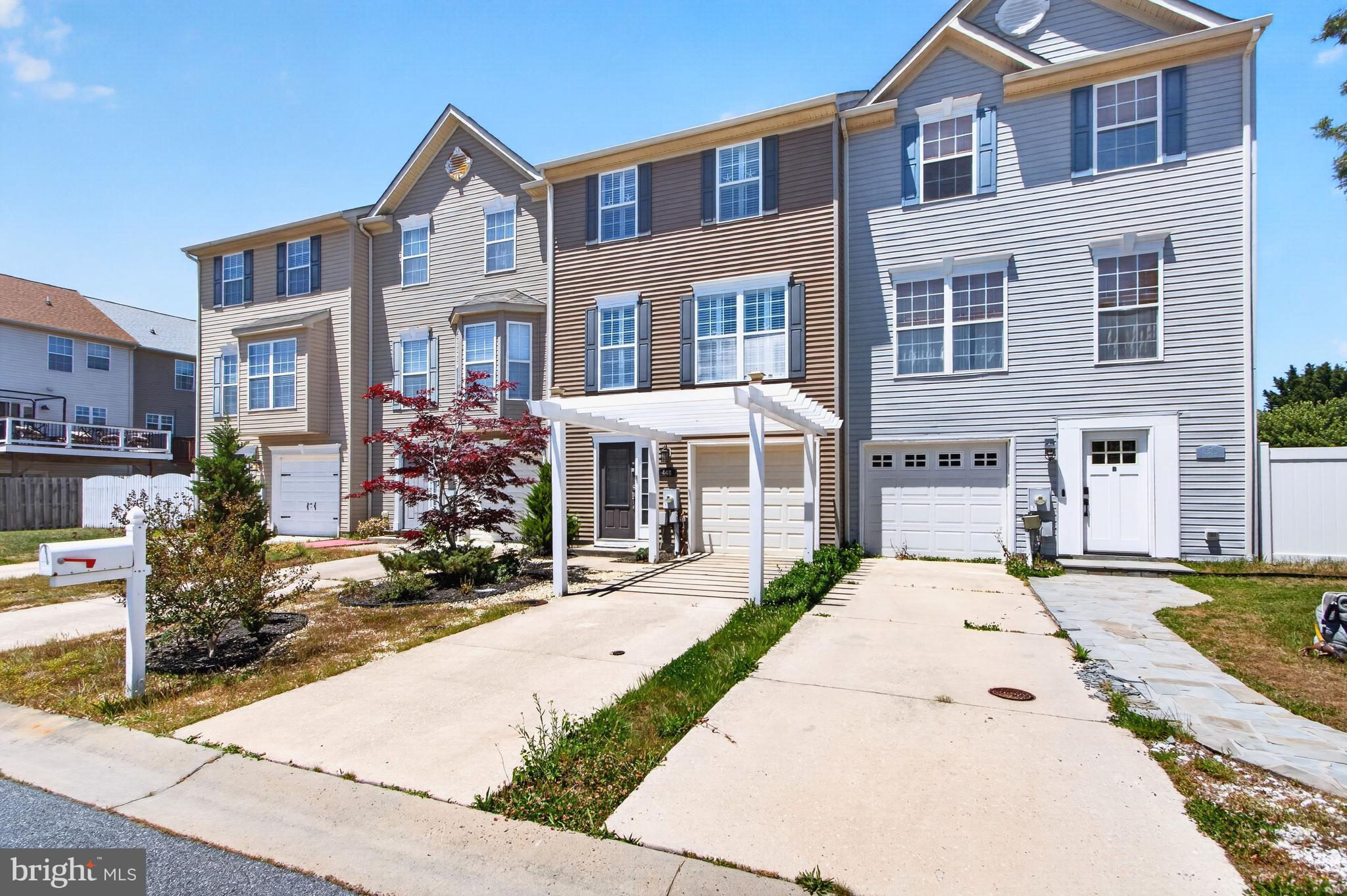 SHIPBUILDERS VILLAGE - Residential