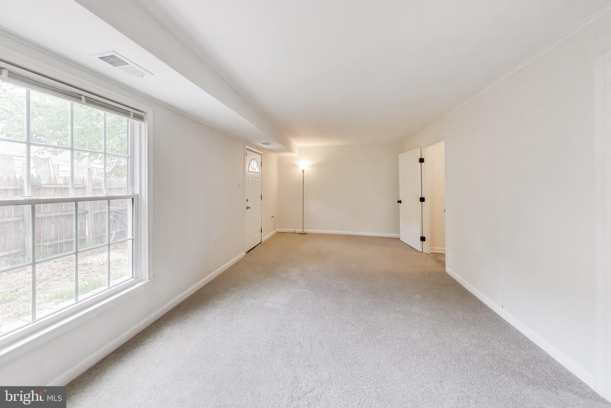 PINEWOOD HILL - Residential