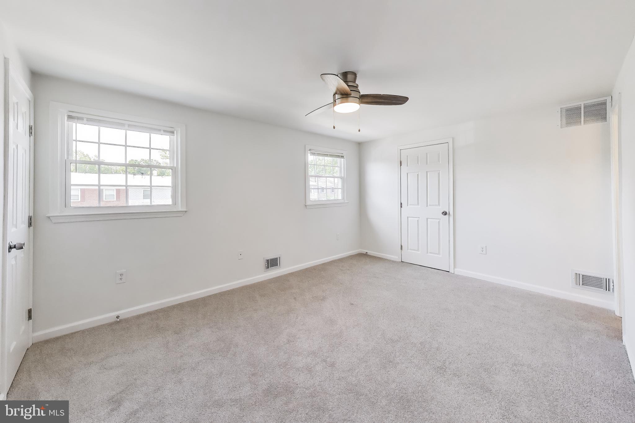 PINEWOOD HILL - Residential