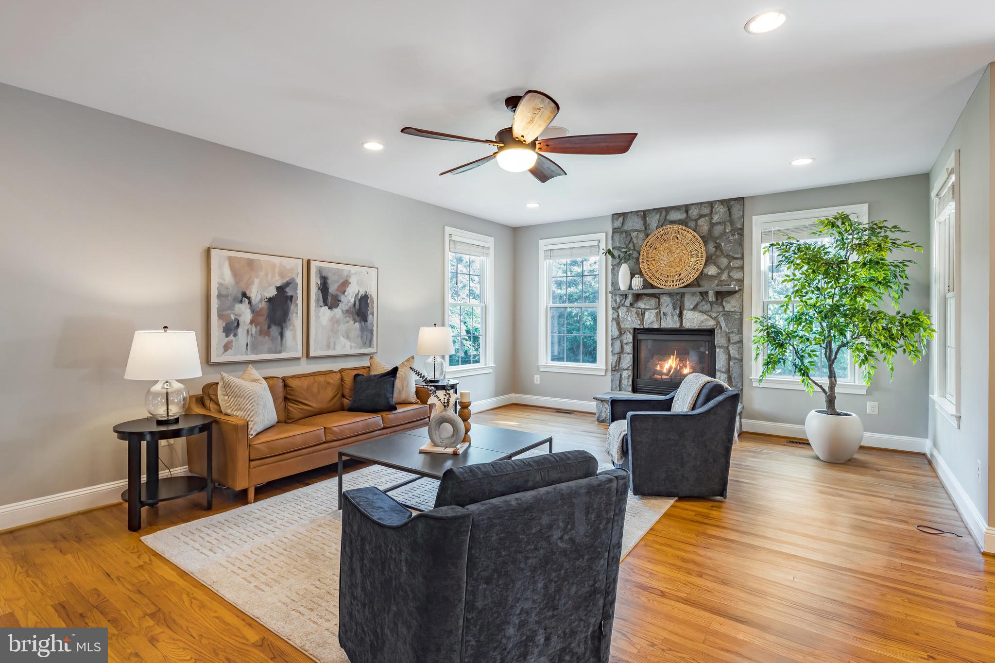 STONELEIGH - Residential