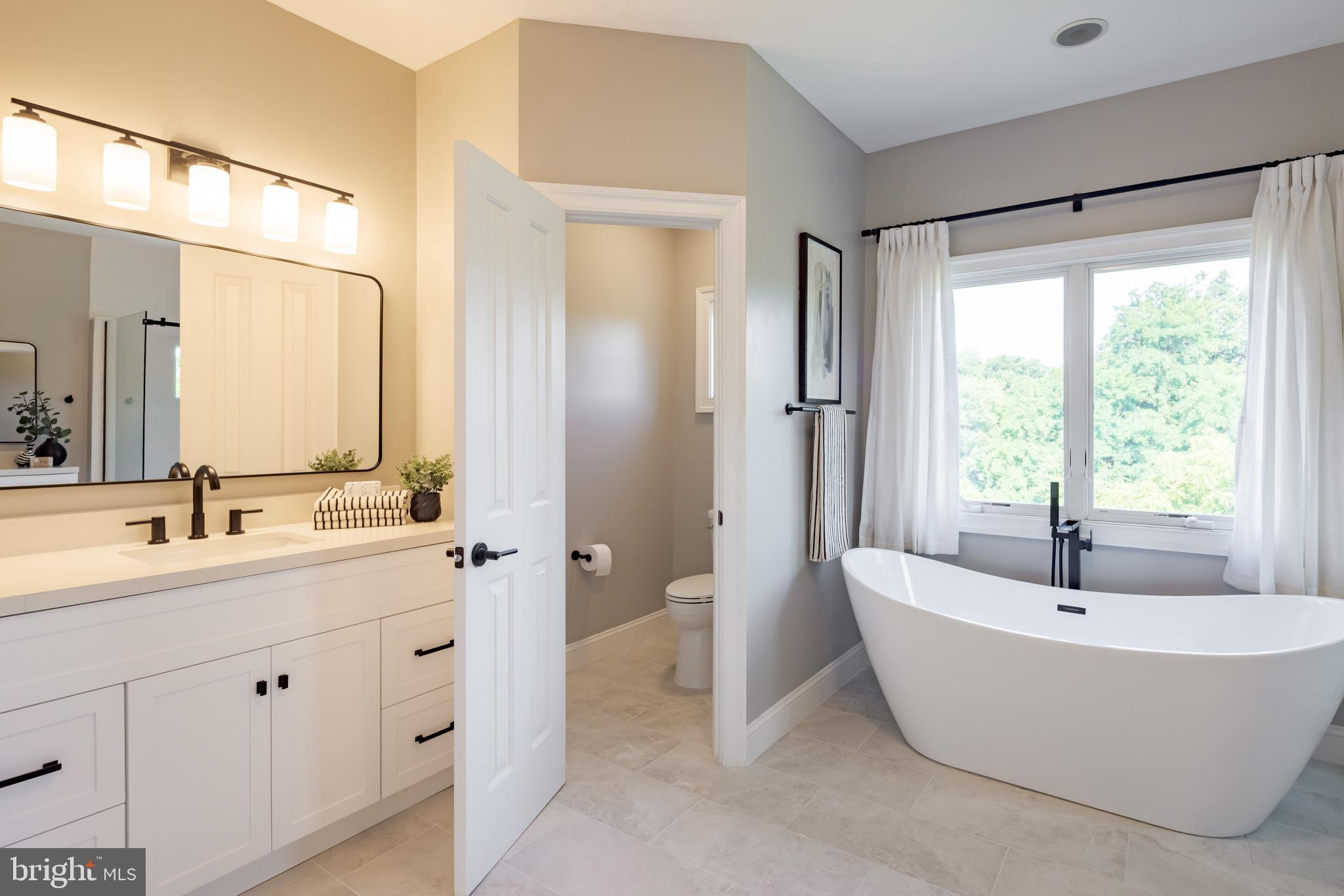 STONELEIGH - Residential