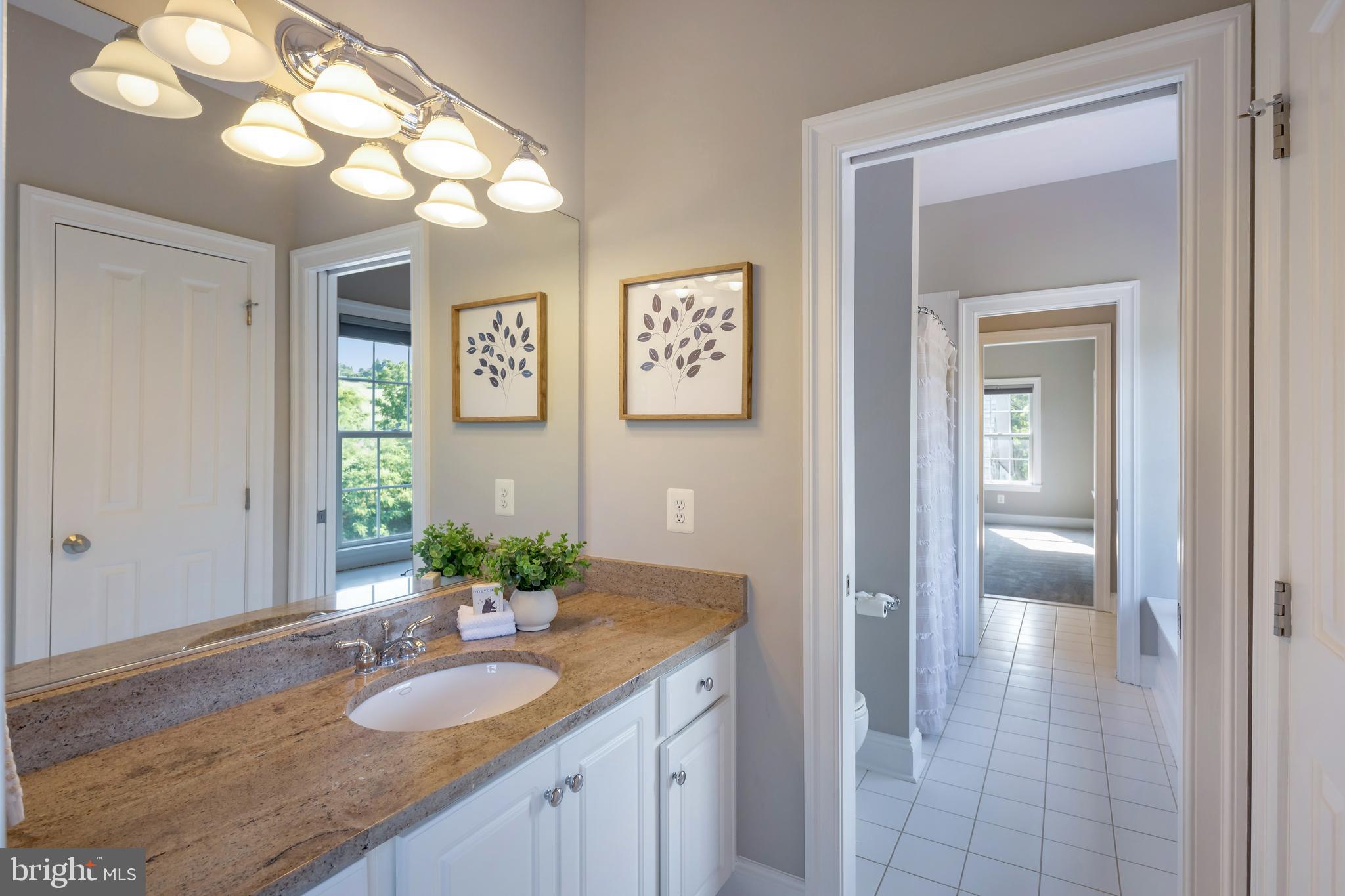 STONELEIGH - Residential