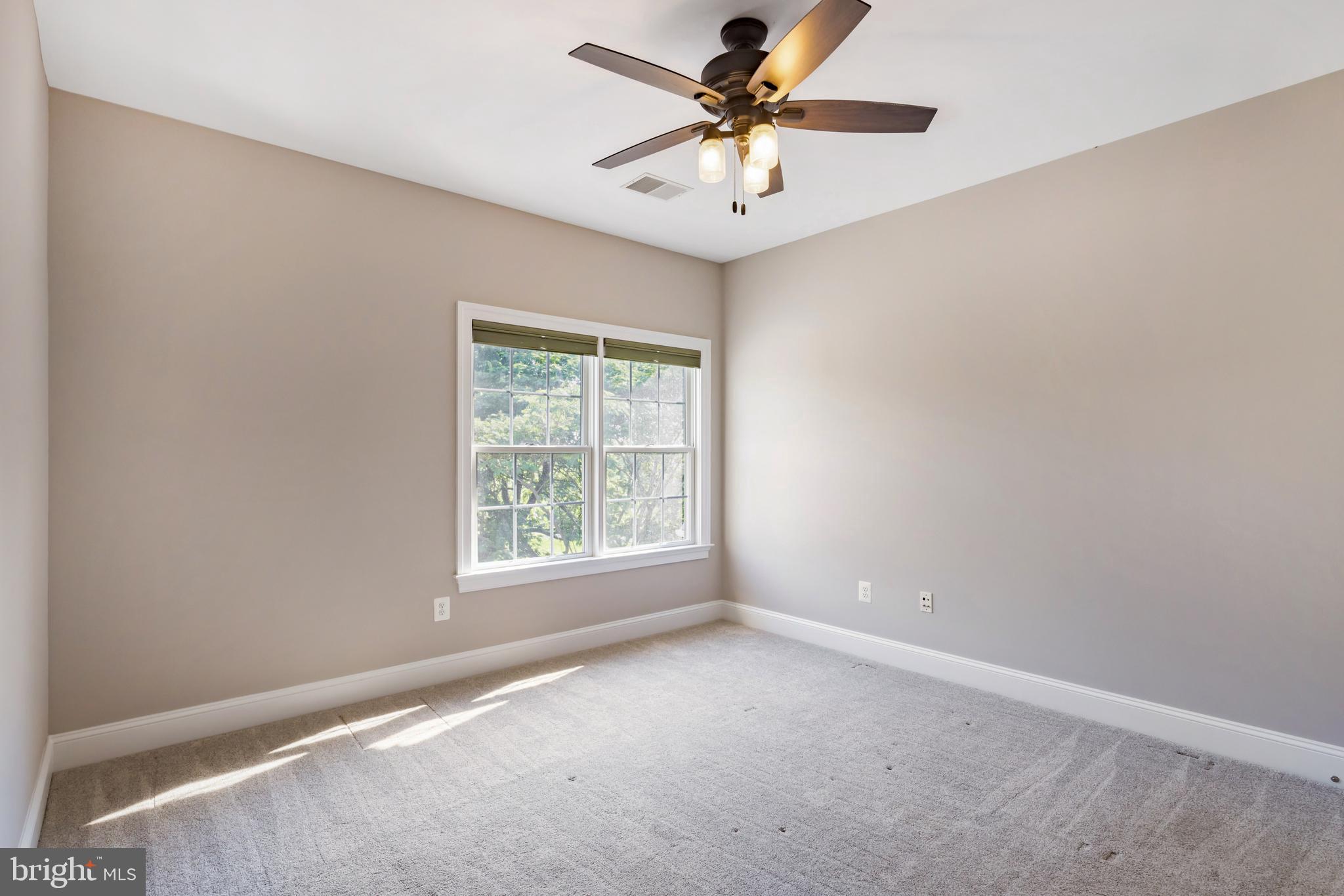 STONELEIGH - Residential