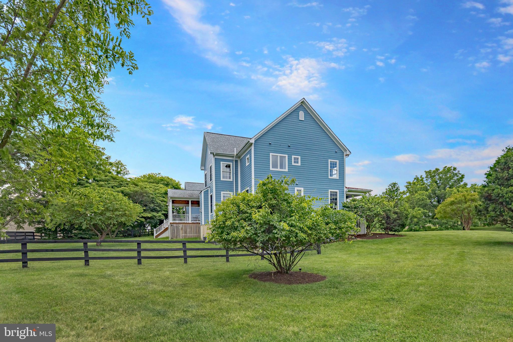 STONELEIGH - Residential