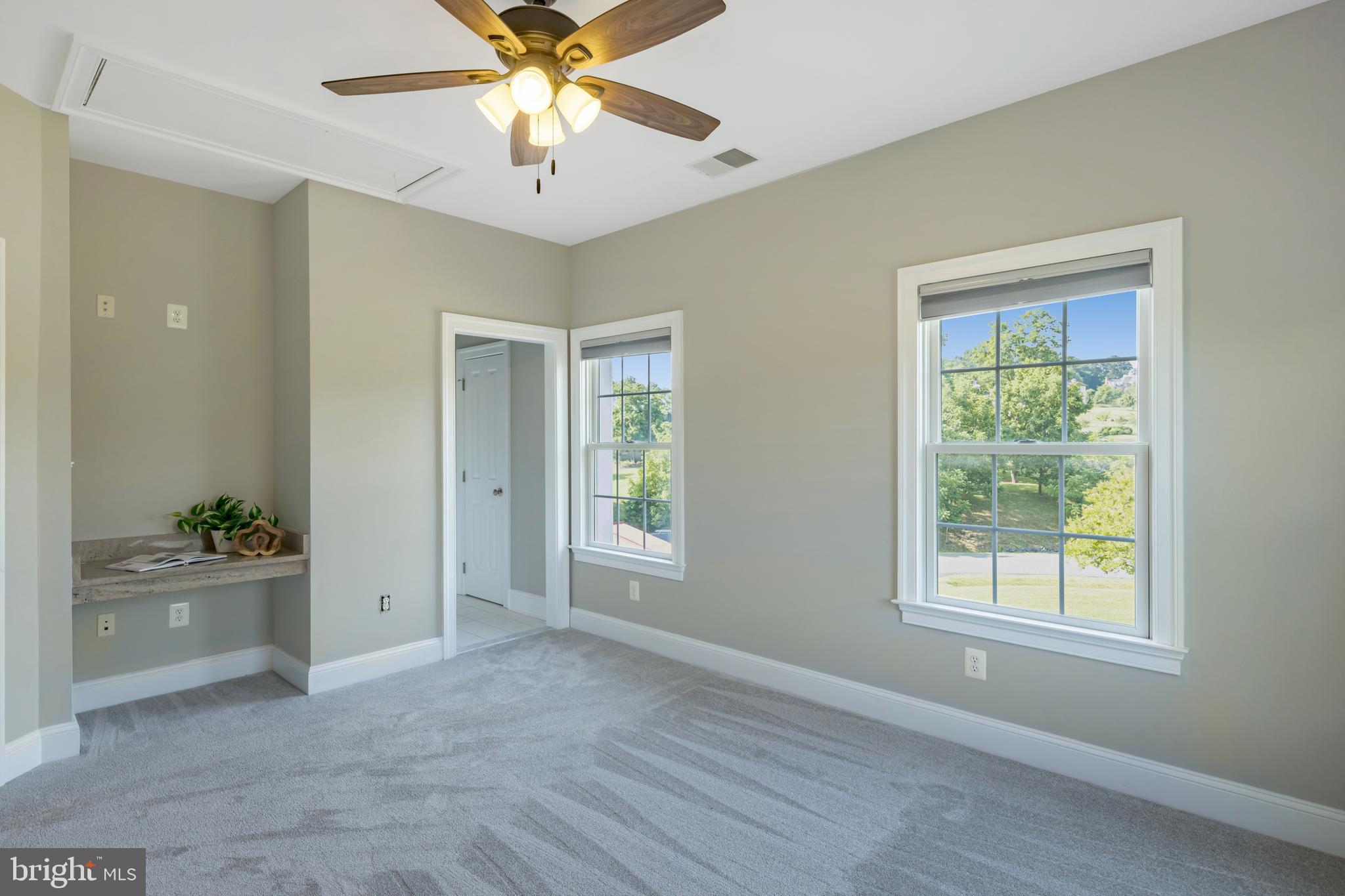 STONELEIGH - Residential