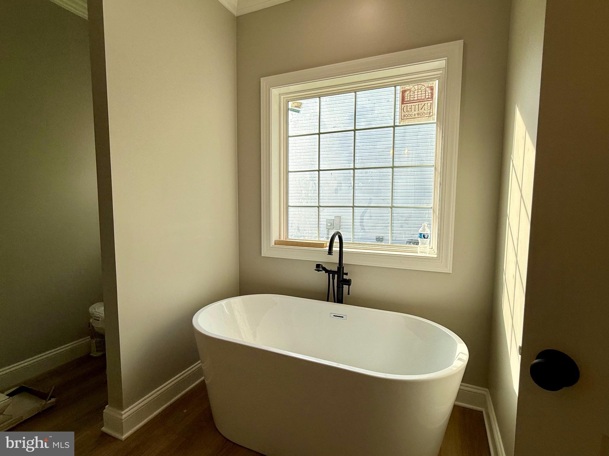 LIGHTHOUSE COMMONS - Residential