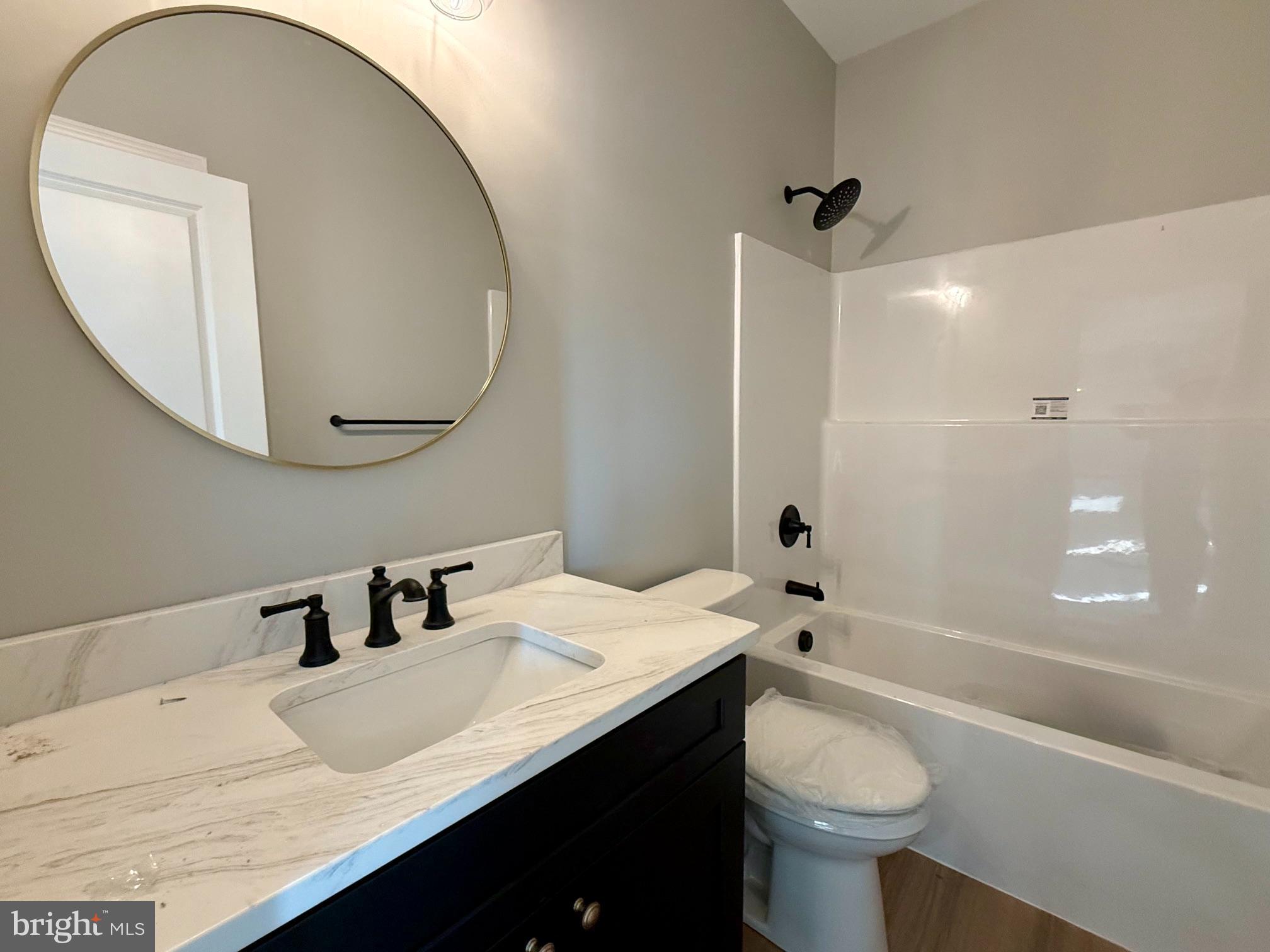 LIGHTHOUSE COMMONS - Residential