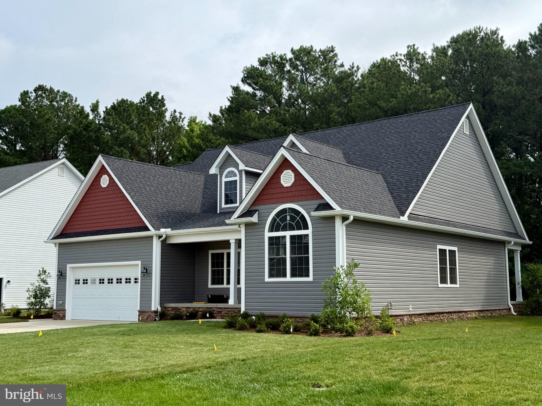 LIGHTHOUSE COMMONS - Residential