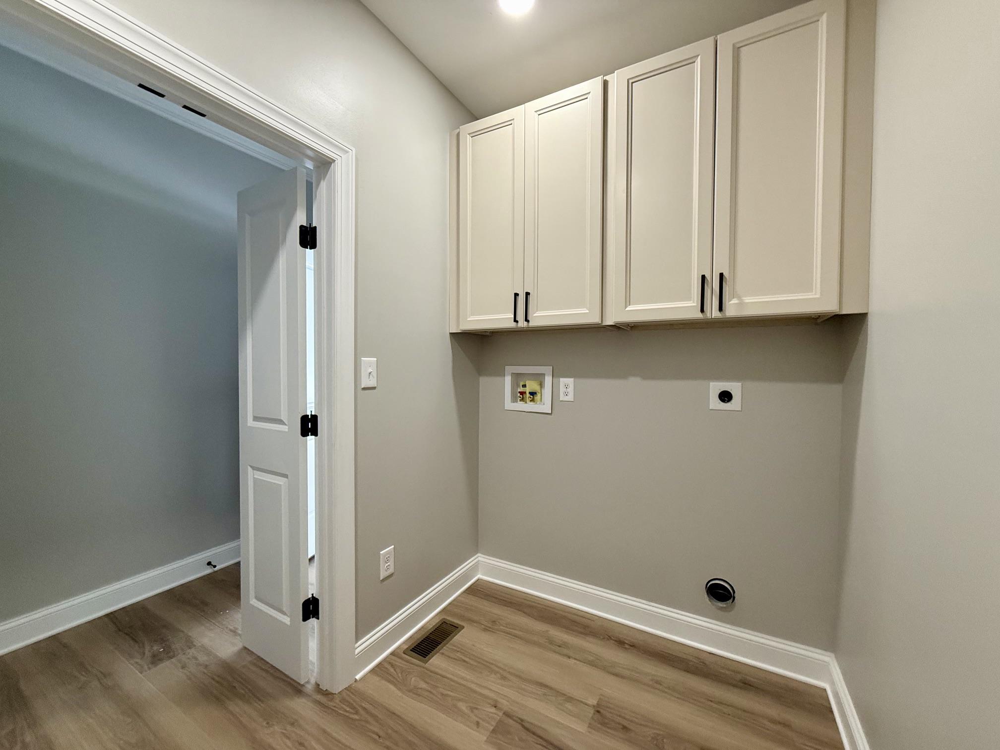 LIGHTHOUSE COMMONS - Residential
