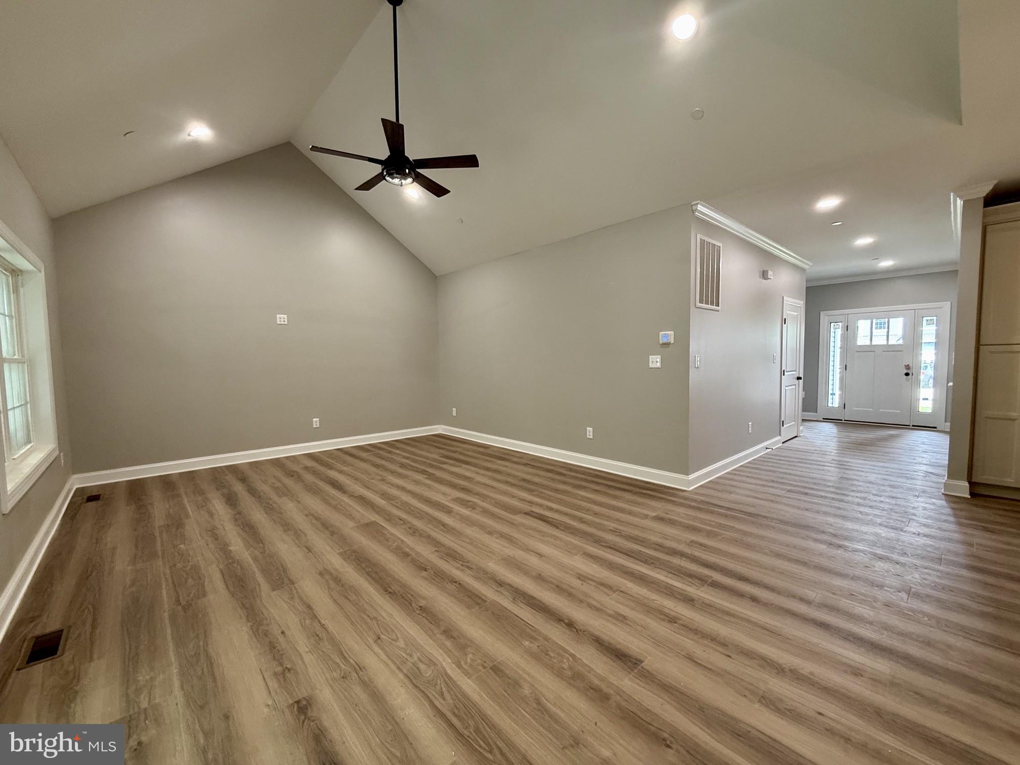 LIGHTHOUSE COMMONS - Residential