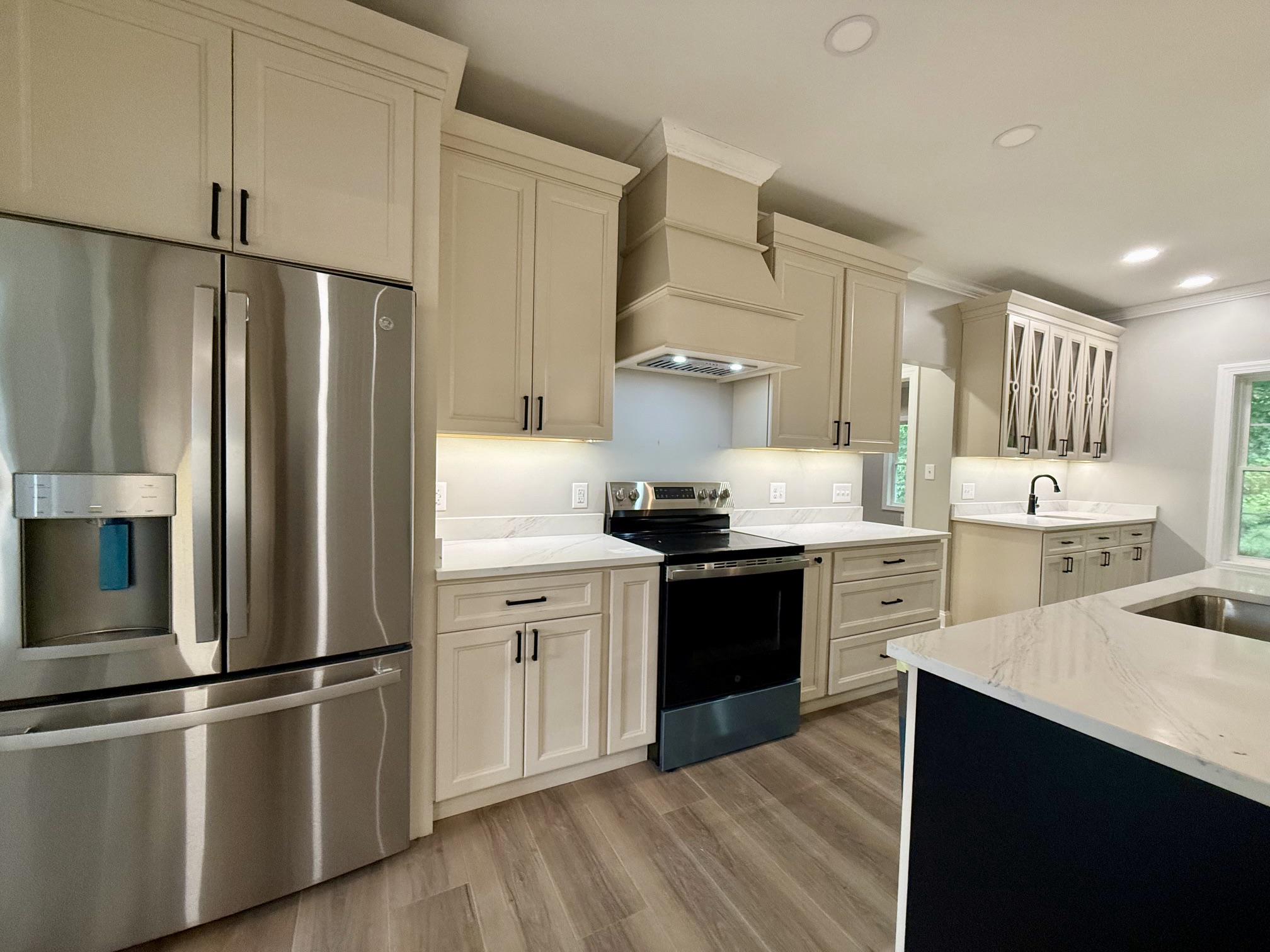 LIGHTHOUSE COMMONS - Residential