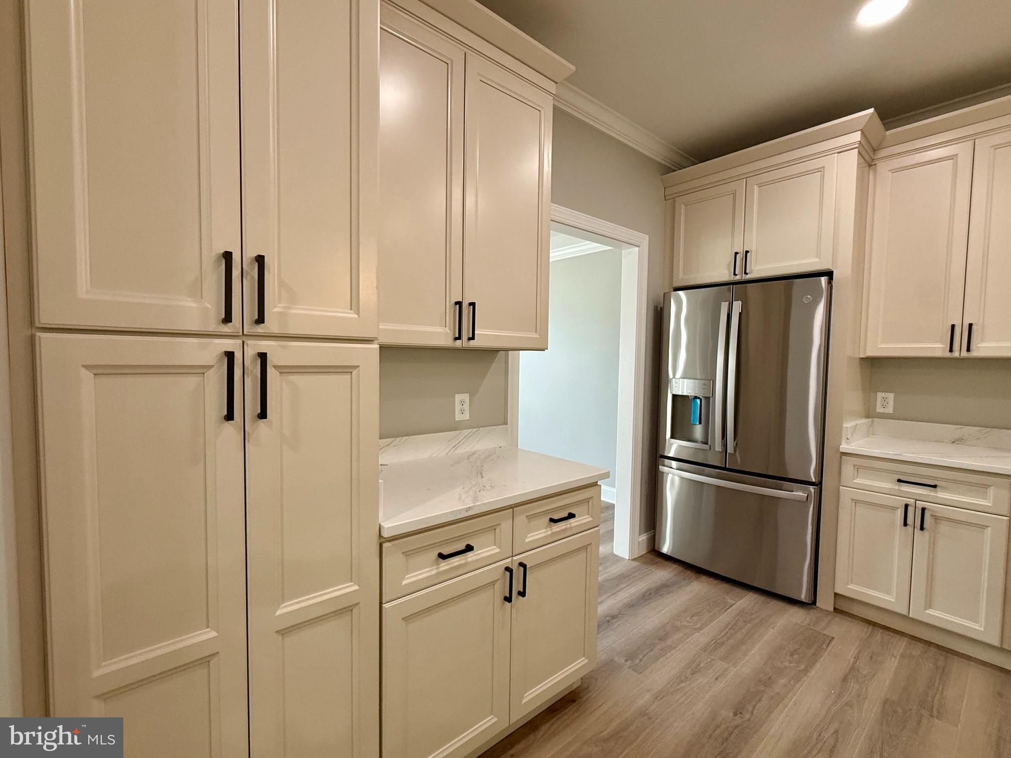LIGHTHOUSE COMMONS - Residential