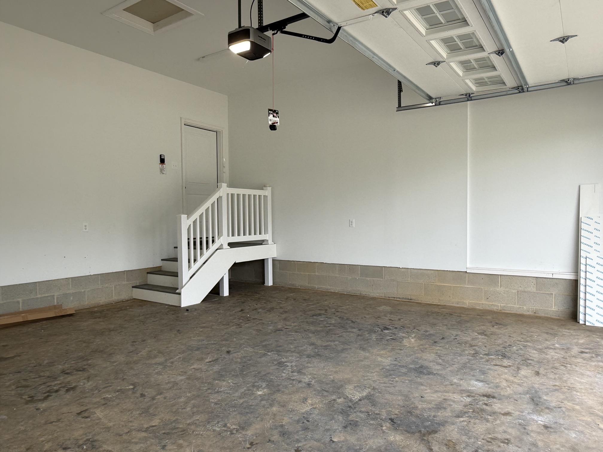 LIGHTHOUSE COMMONS - Residential