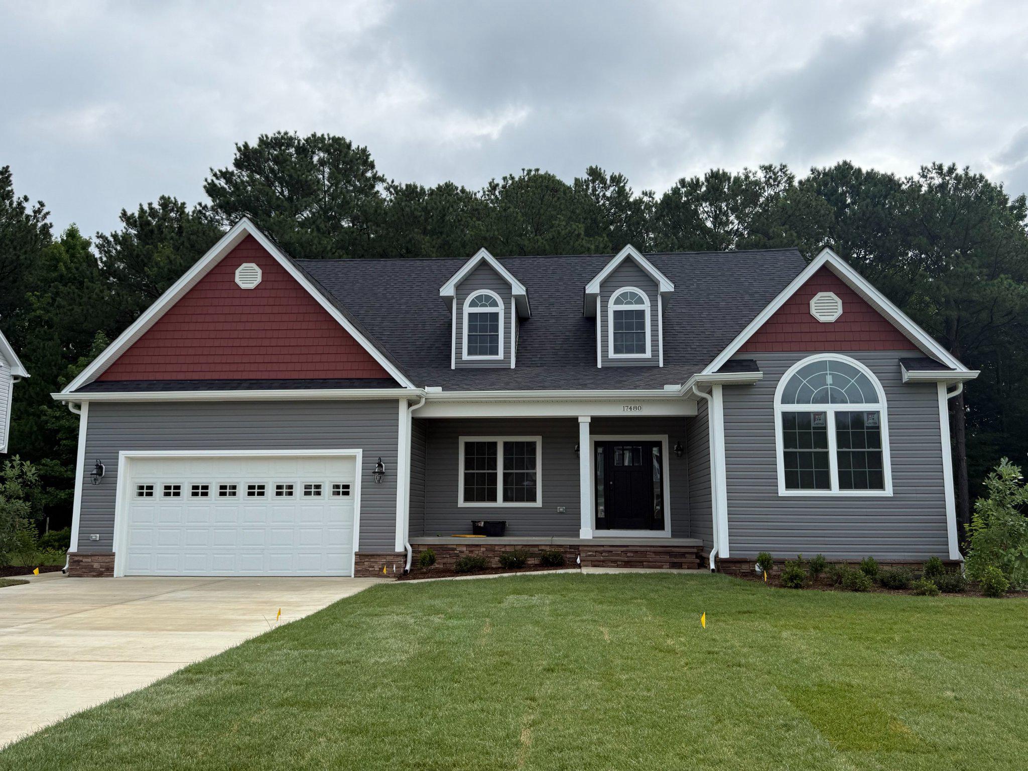 LIGHTHOUSE COMMONS - Residential