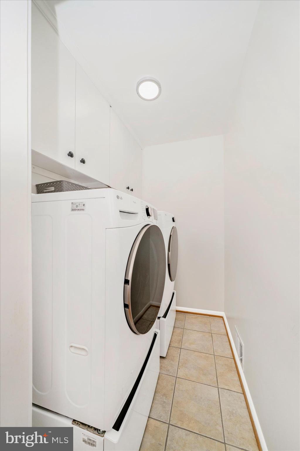 STRATHMORE PLACE - Residential
