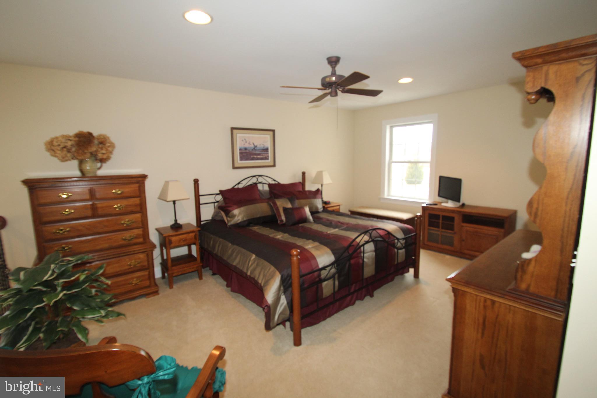 STONE CREEK ESTATES - Residential