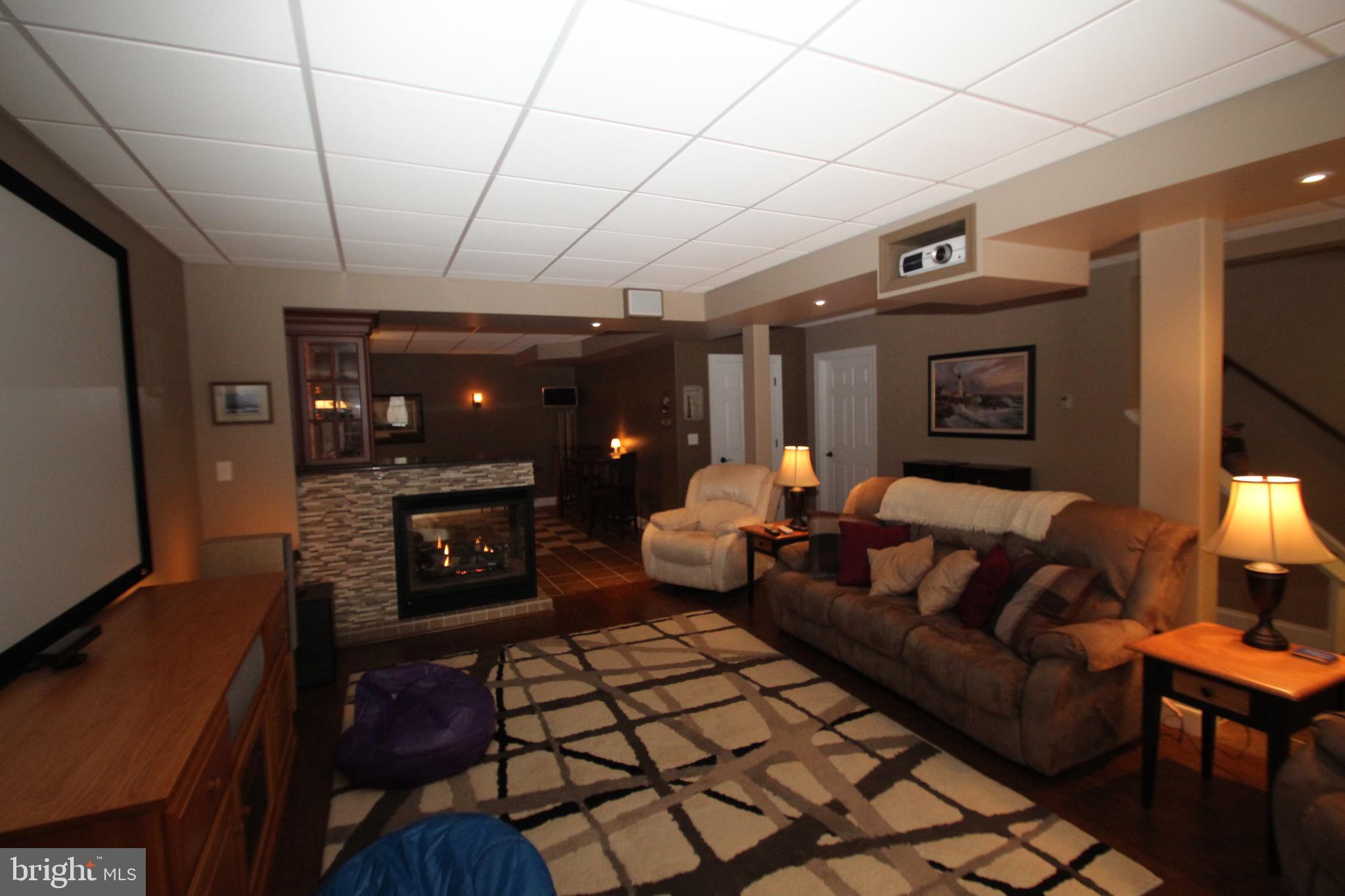 STONE CREEK ESTATES - Residential