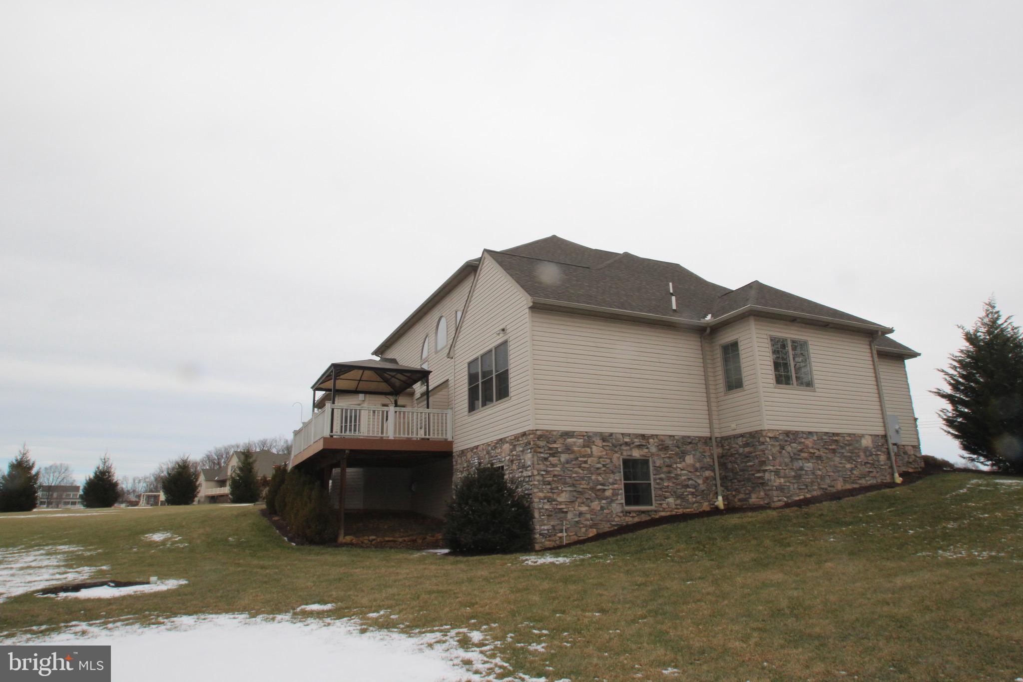 STONE CREEK ESTATES - Residential