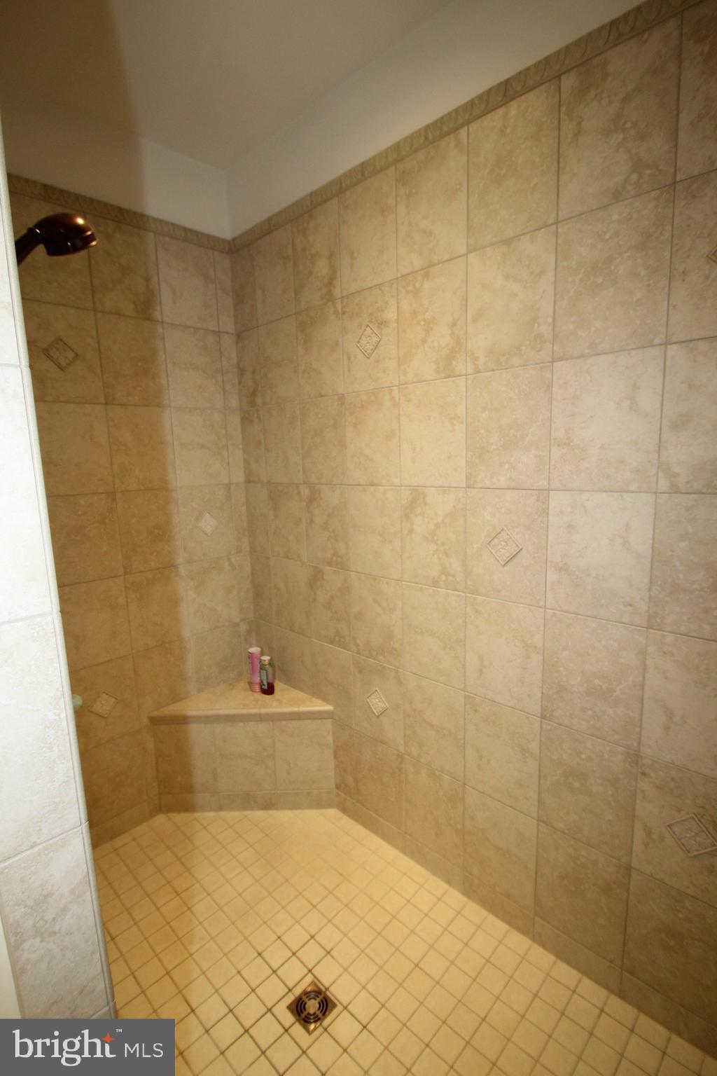 STONE CREEK ESTATES - Residential