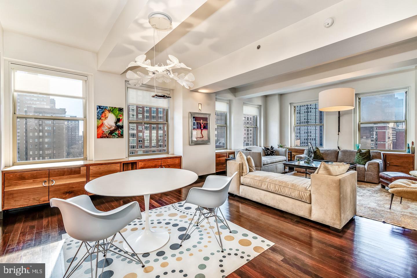 RITTENHOUSE SQUARE - Residential