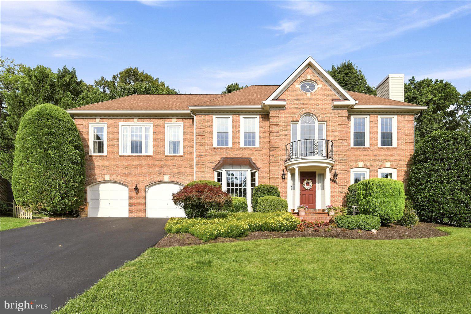 From the moment you walk through the front door, you'll feel right at home. The impressive two story foyer opens to a bright and welcoming floor plan, with soaring ceilings in both the foyer and family room that fill the space with natural light and create an open, airy feel. The completely remodeled kitchen is designed for everyday living, whether you're preparing weeknight dinners or gathering with family and friends. Just off the main living area, the beautiful sunroom is a favorite spot to enjoy your morning coffee, relax with a good book, or simply take in the view of the backyard. Step outside to a fully fenced backyard with mature trees that provide plenty of shade and a peaceful setting for entertaining, gardening, or enjoying a quiet evening outdoors. Set in the sought after Virginia Run community, this home offers easy access to shopping, dining, parks, commuter routes, and other everyday conveniences.
With thoughtful updates, inviting living spaces, and a setting that feels both comfortable and welcoming, this is a home you'll want to experience in person. **Photos may be virtually staged**