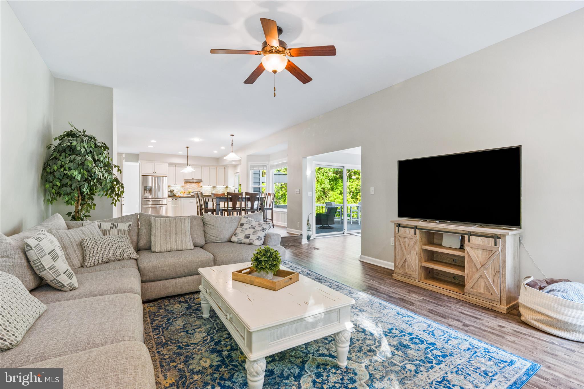 SPRING RIDGE - Residential