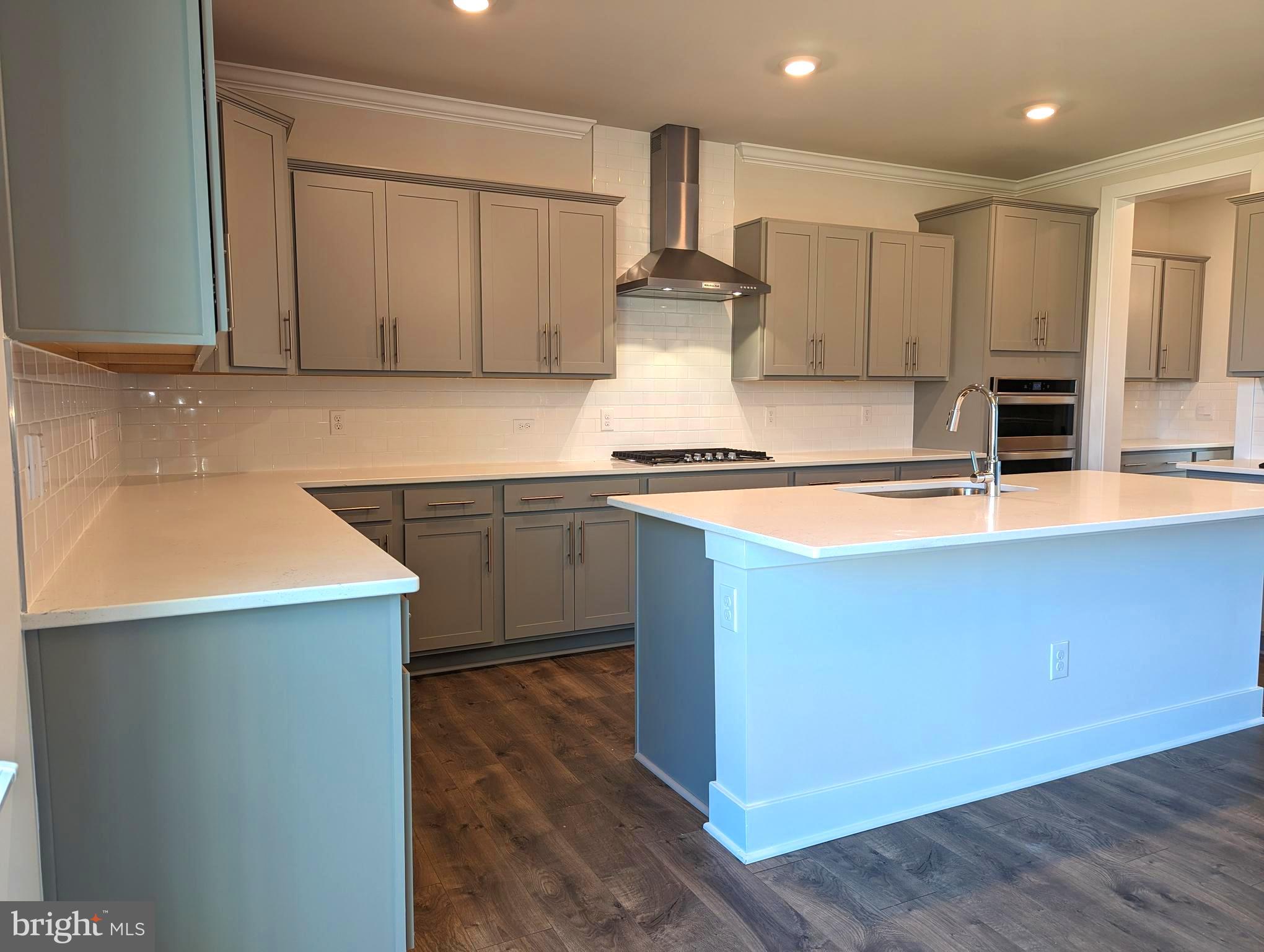 ROBINSONS PARADISE - Residential