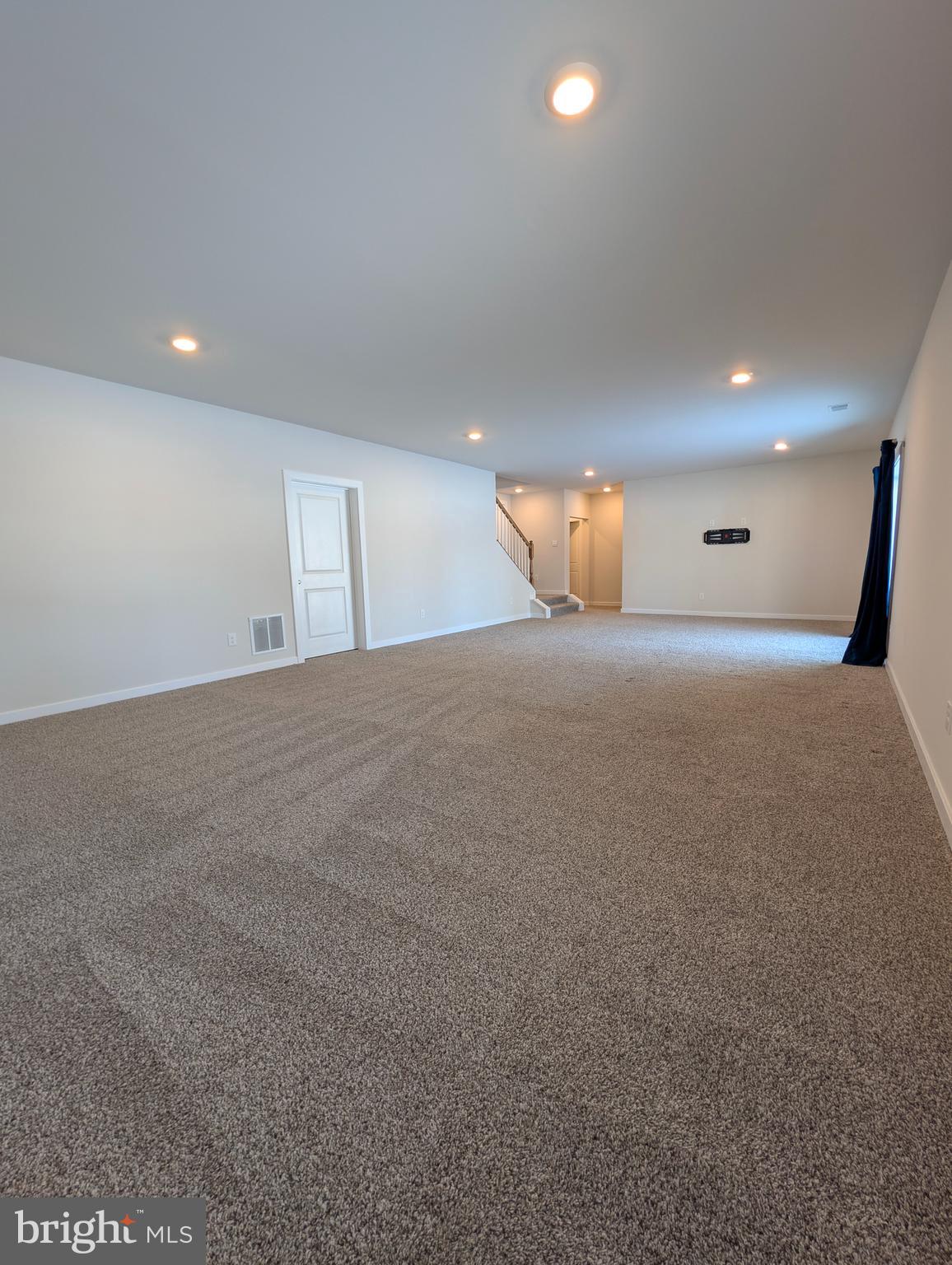 ROBINSONS PARADISE - Residential