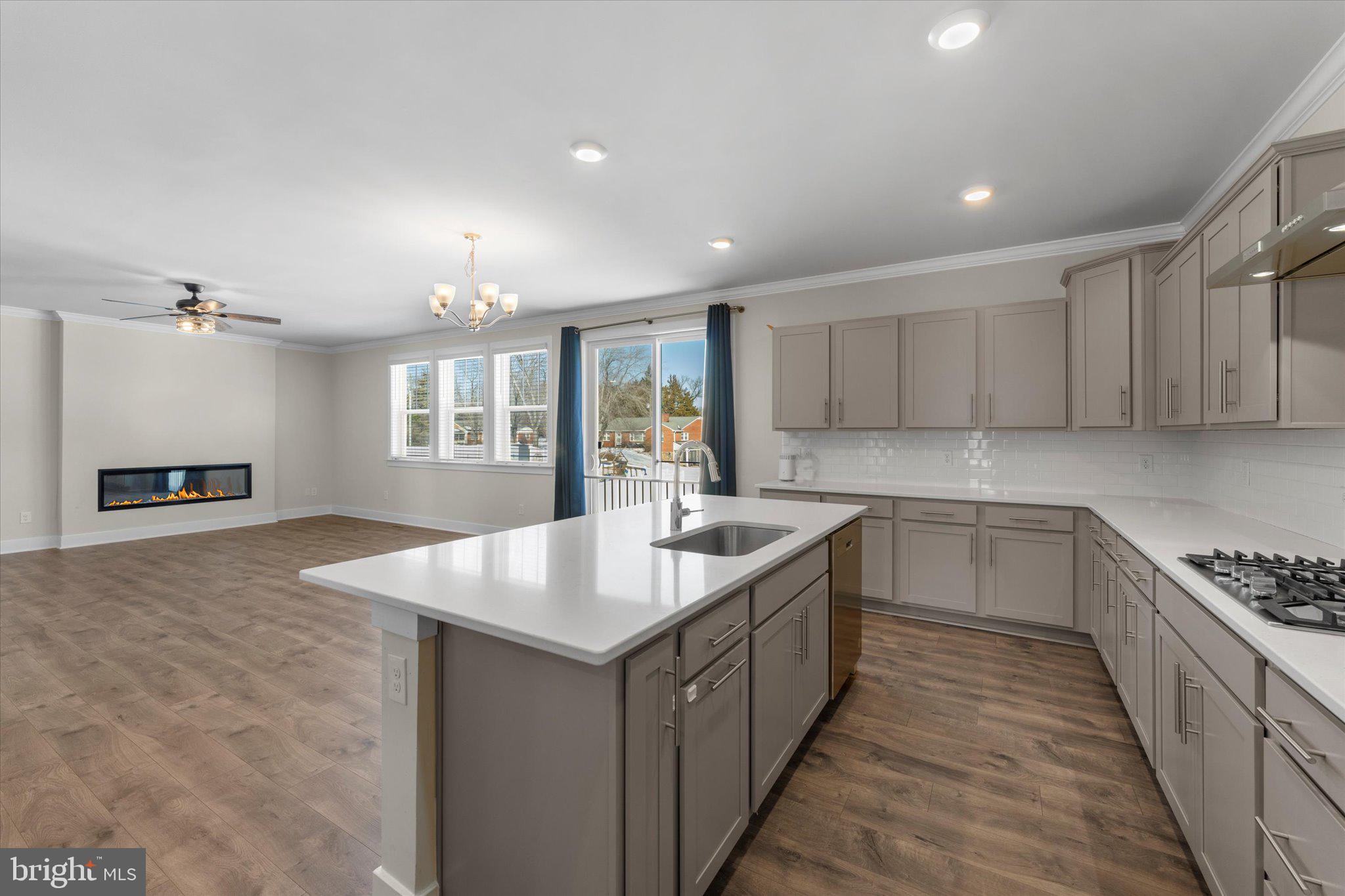 ROBINSONS PARADISE - Residential
