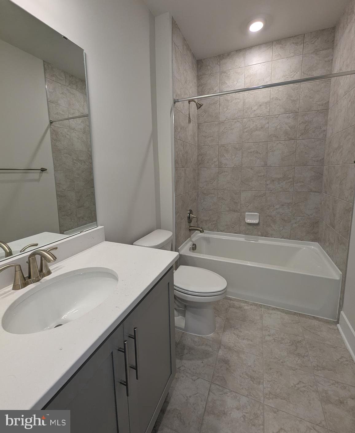 ROBINSONS PARADISE - Residential