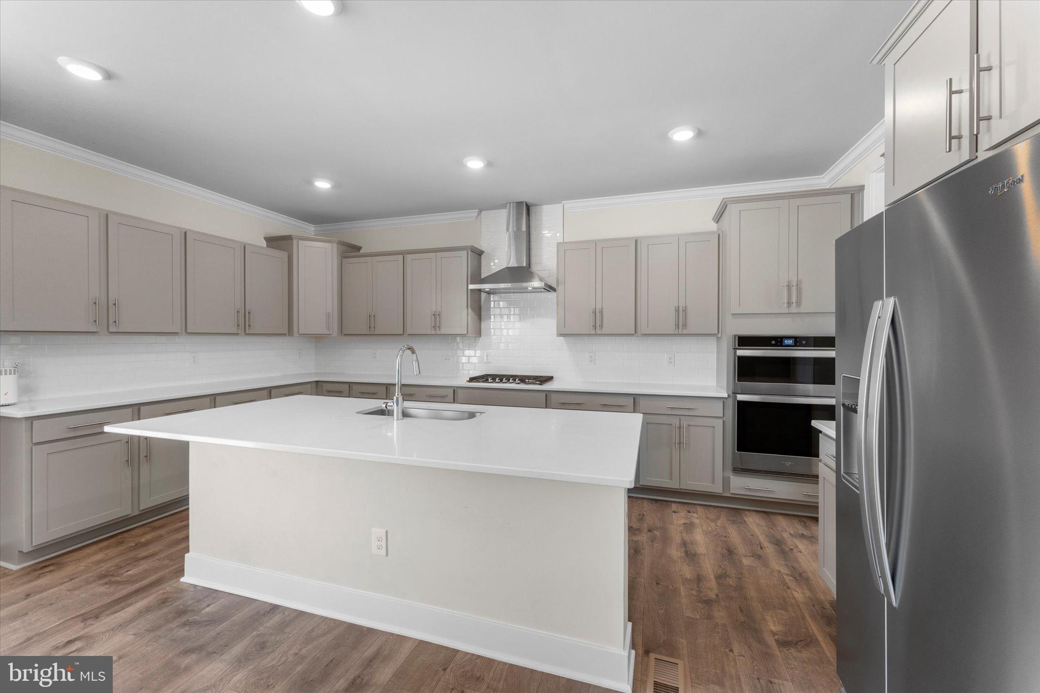 ROBINSONS PARADISE - Residential