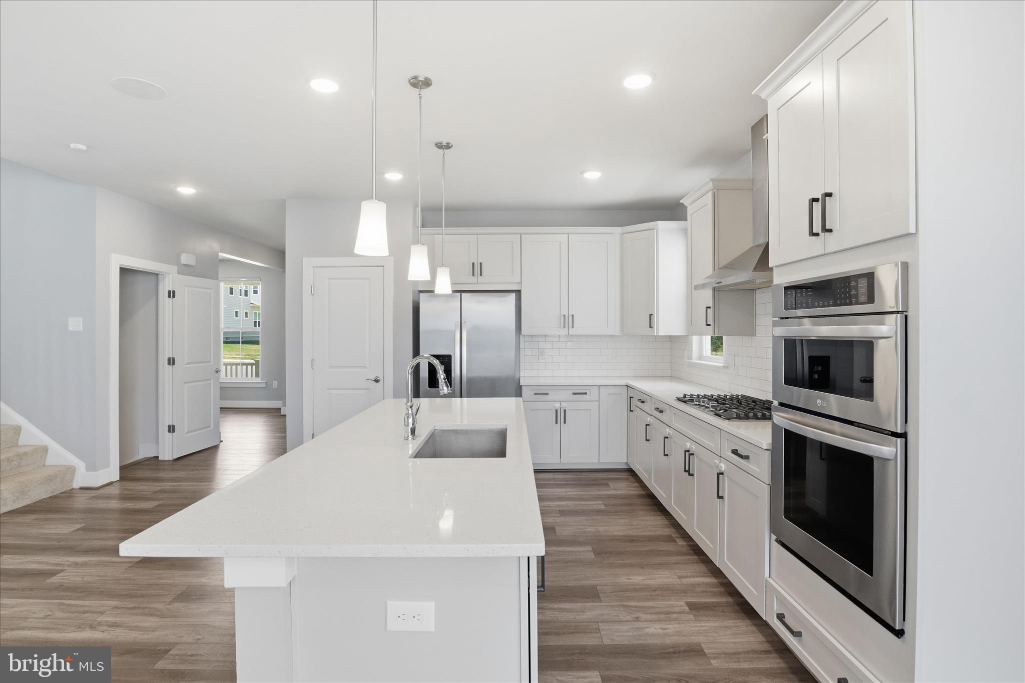 POTOMAC SHORES - Residential