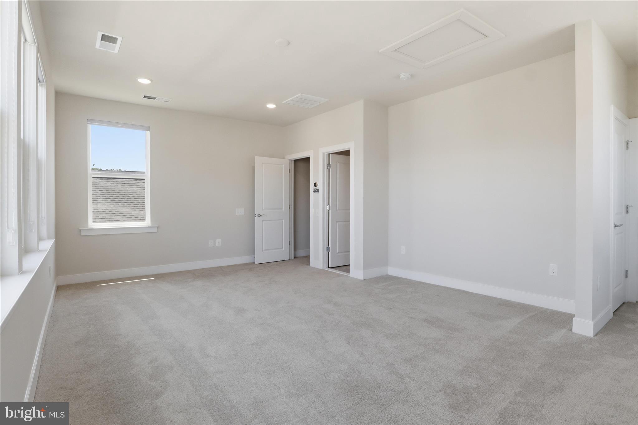 POTOMAC SHORES - Residential