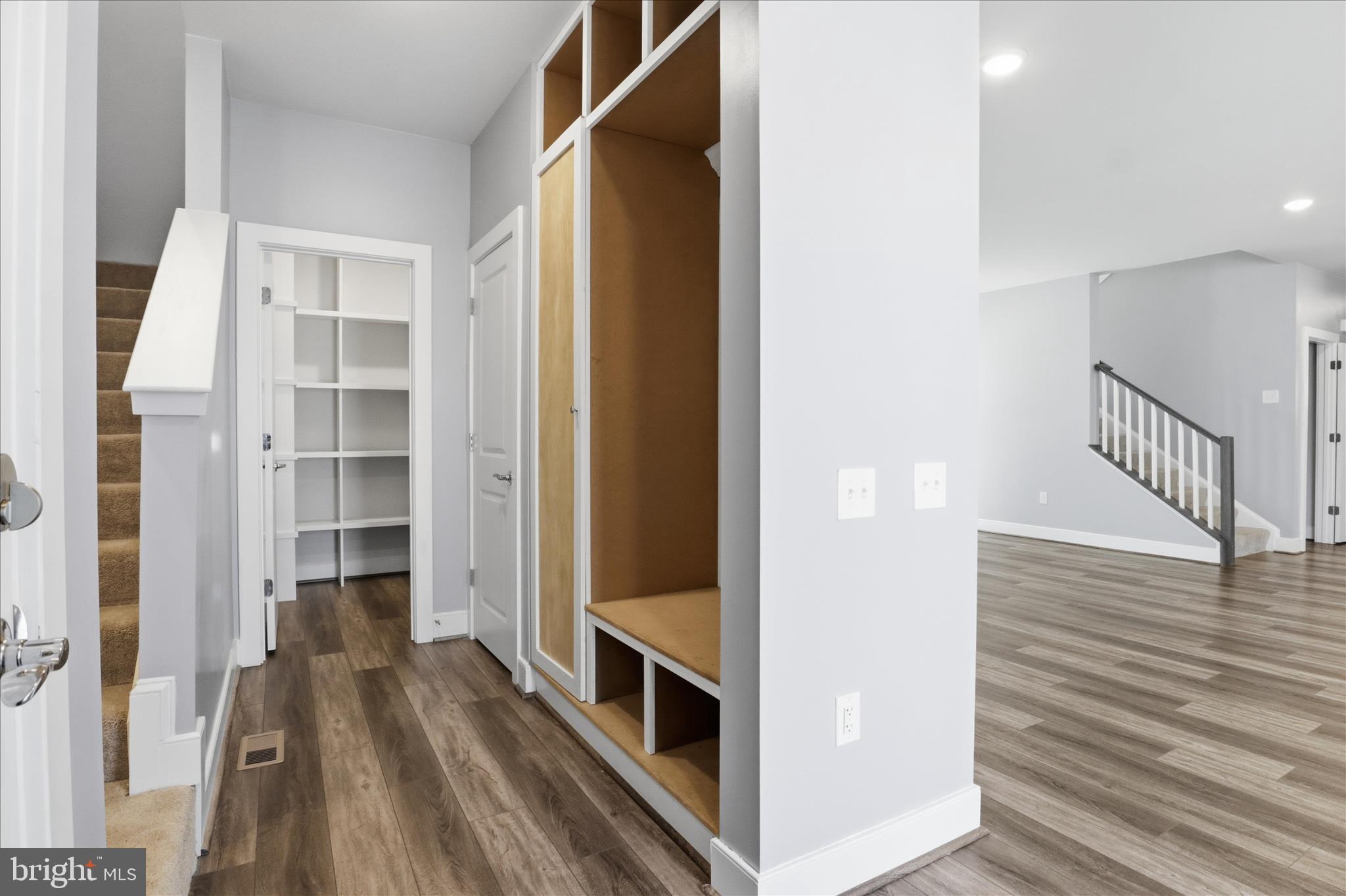 POTOMAC SHORES - Residential