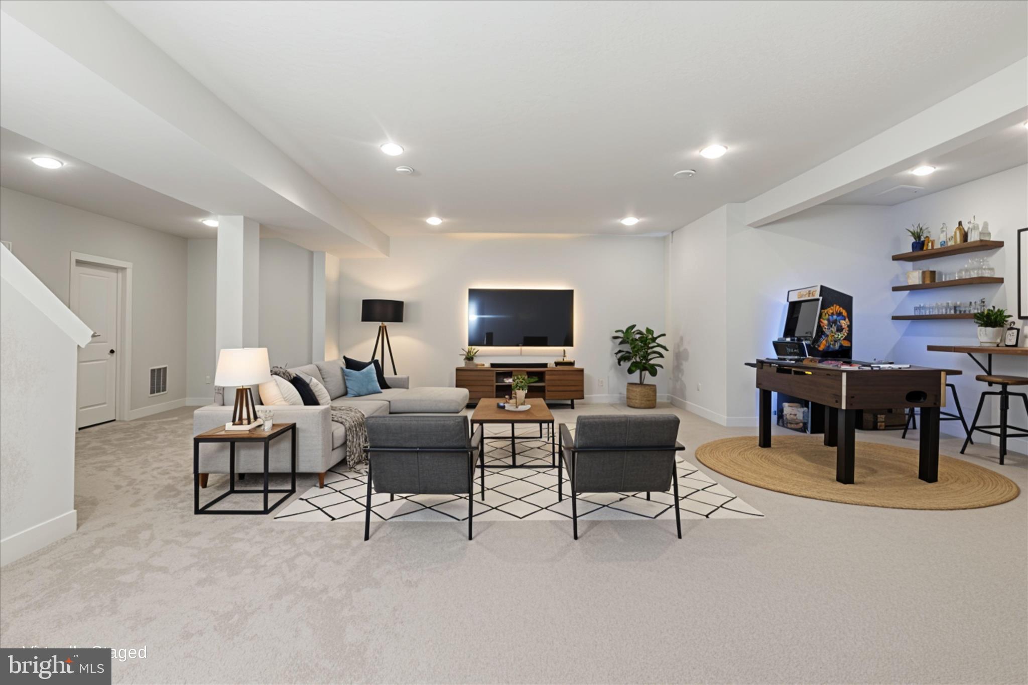 POTOMAC SHORES - Residential
