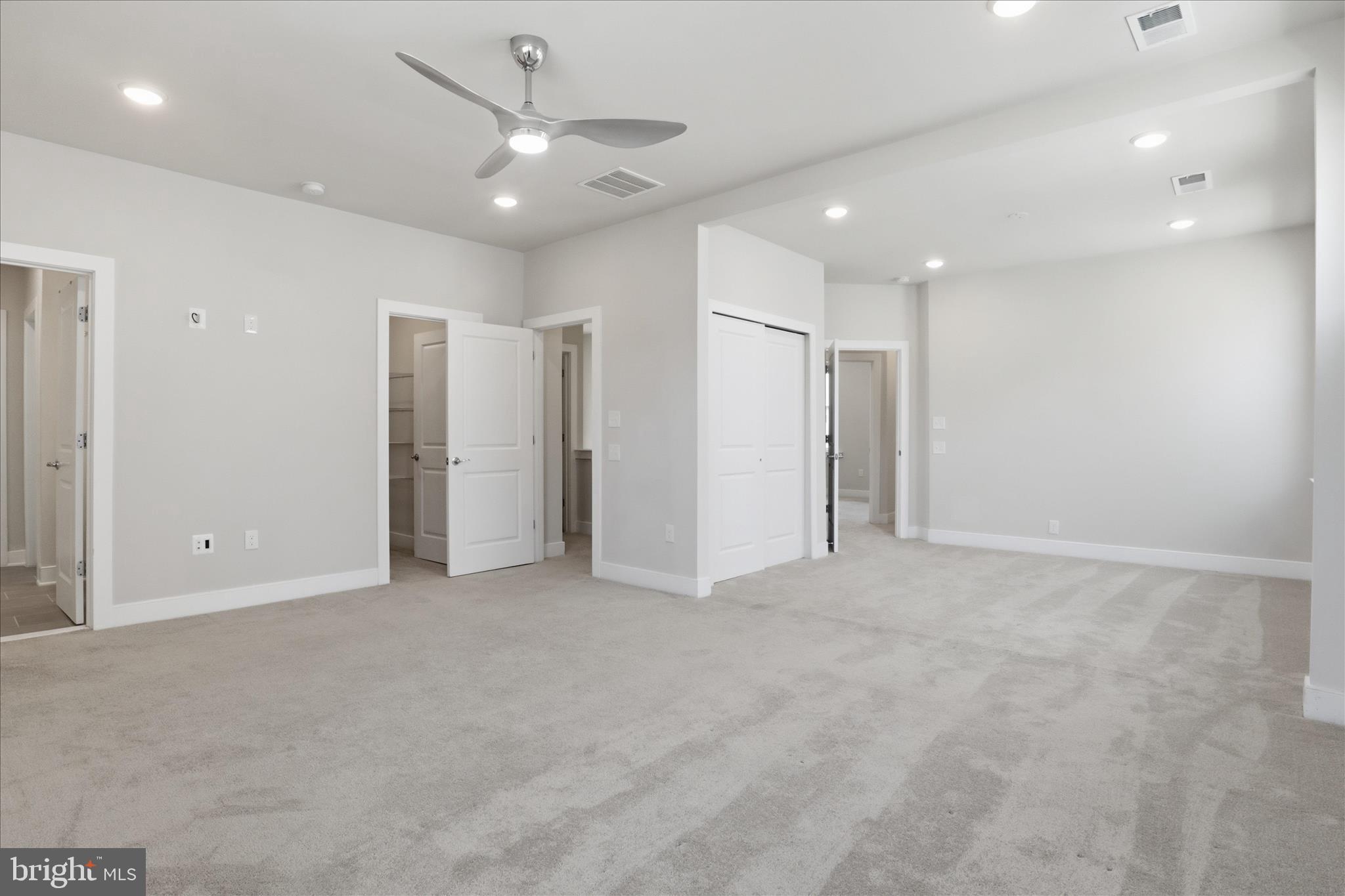 POTOMAC SHORES - Residential