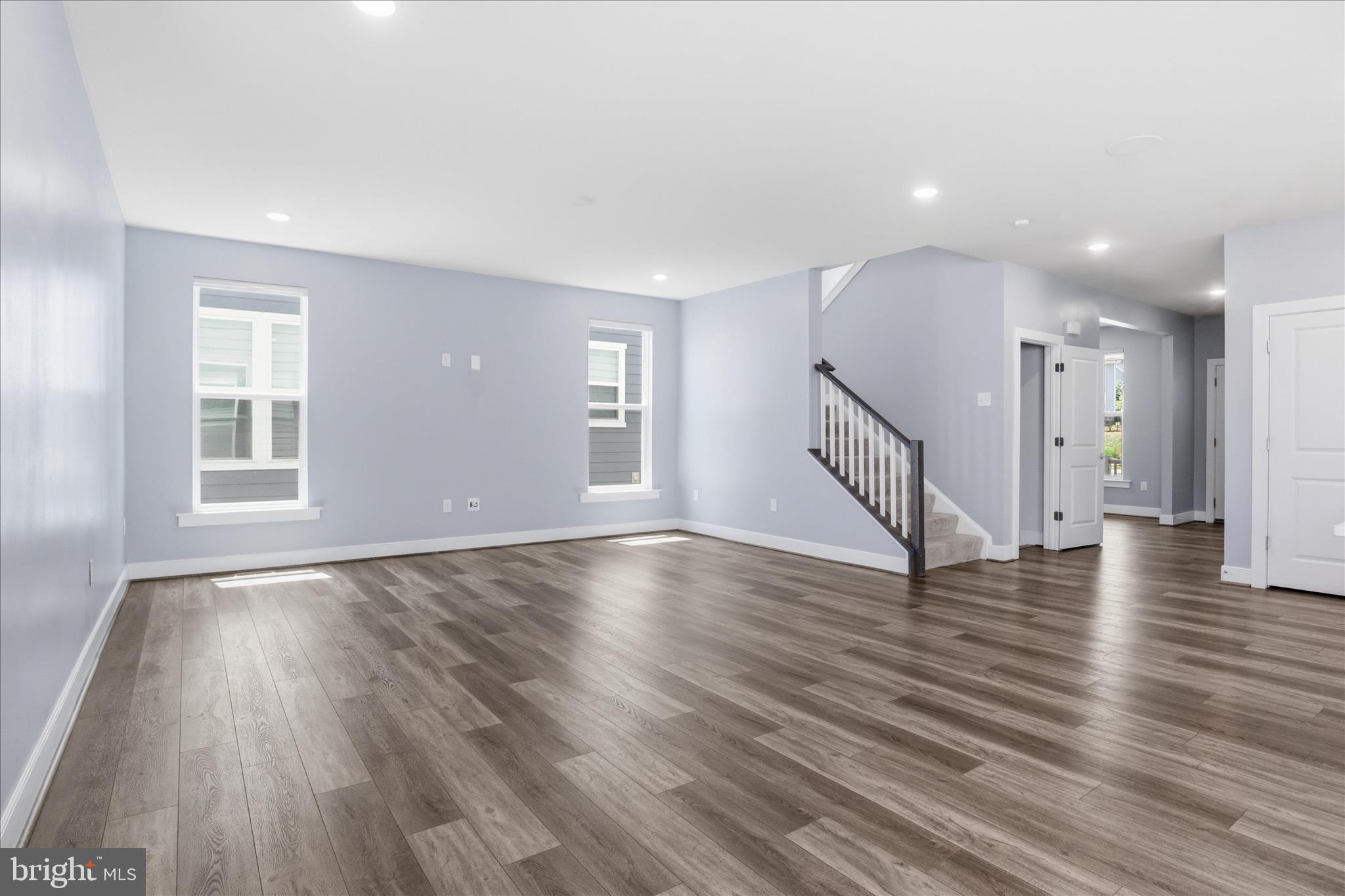 POTOMAC SHORES - Residential