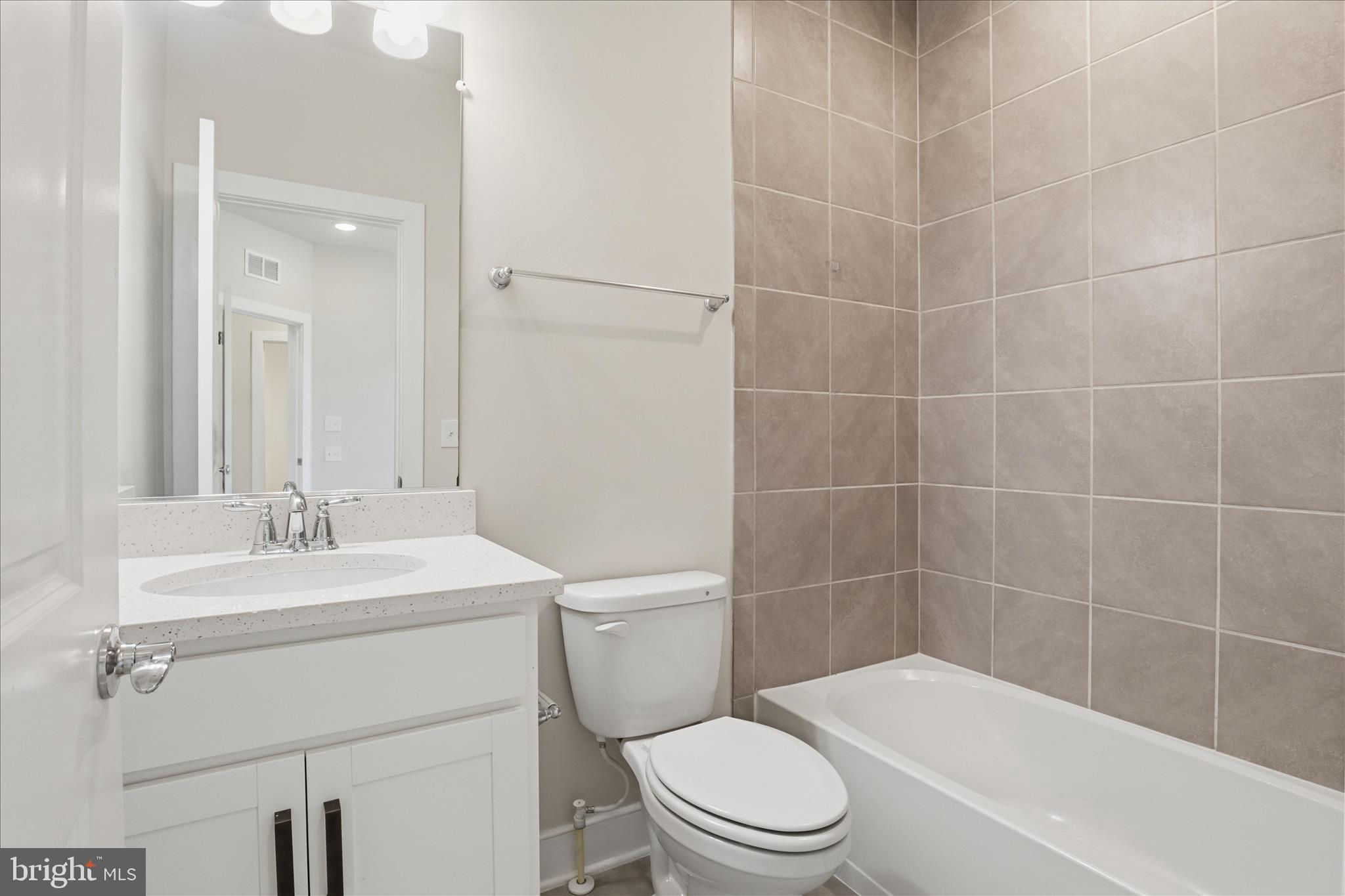 POTOMAC SHORES - Residential