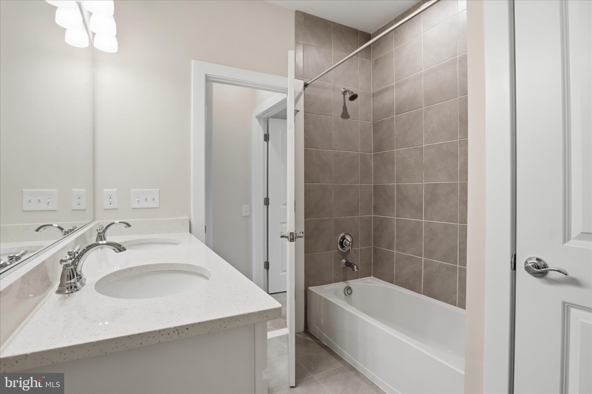 POTOMAC SHORES - Residential