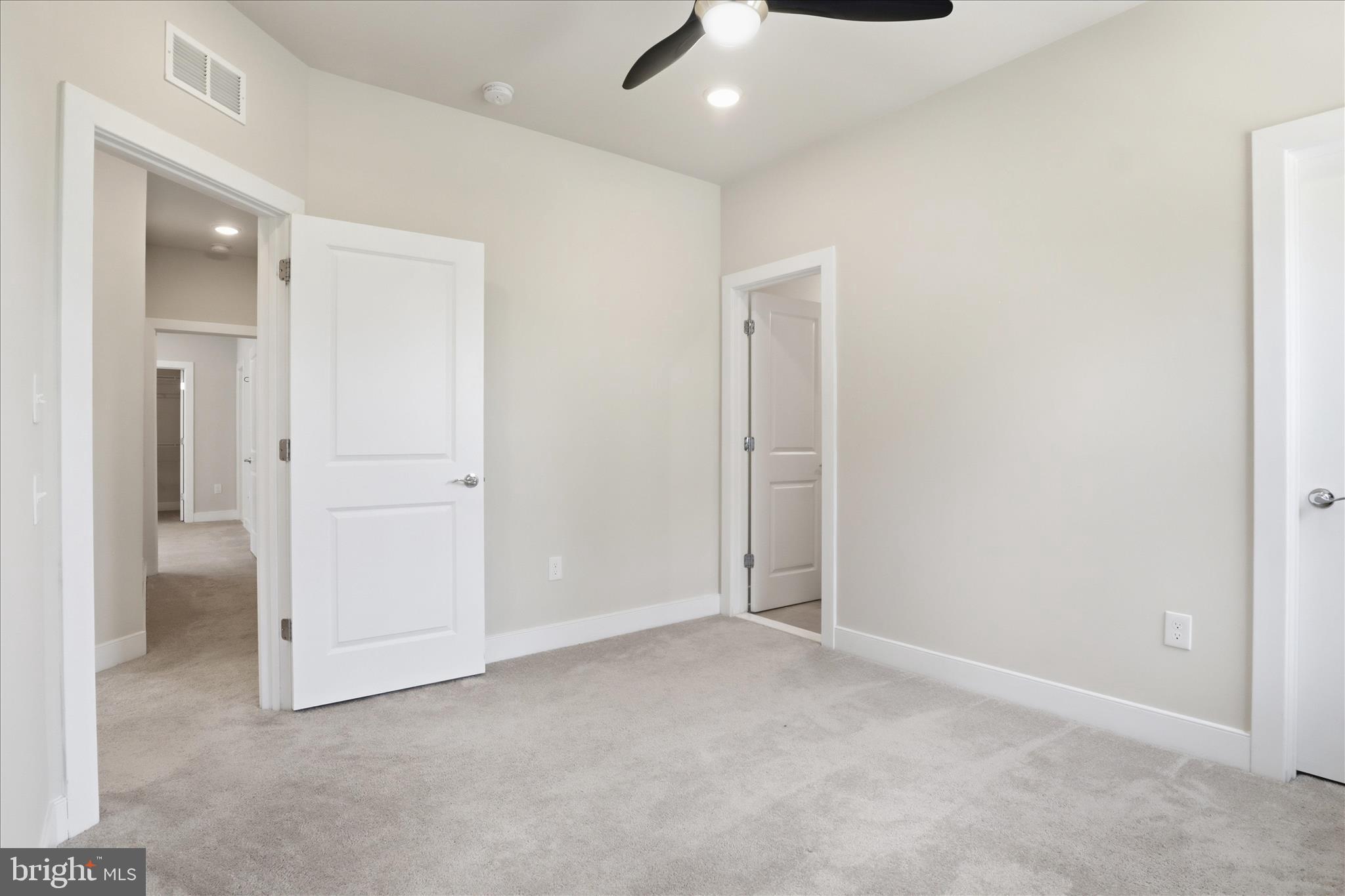 POTOMAC SHORES - Residential