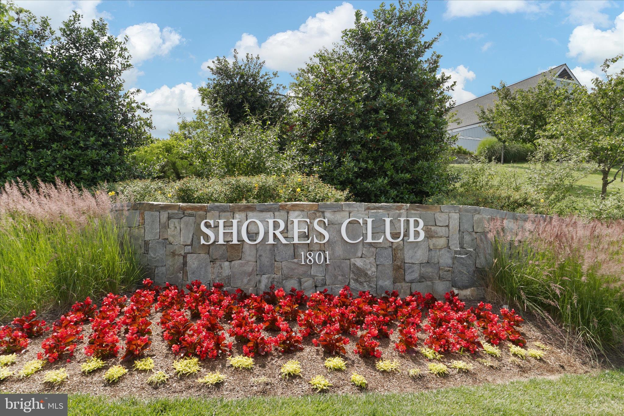 POTOMAC SHORES - Residential