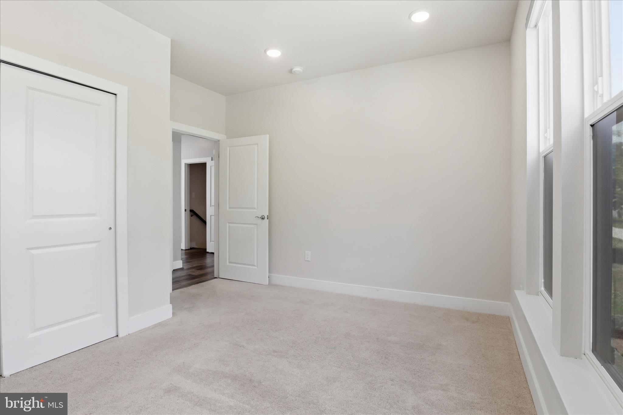 POTOMAC SHORES - Residential