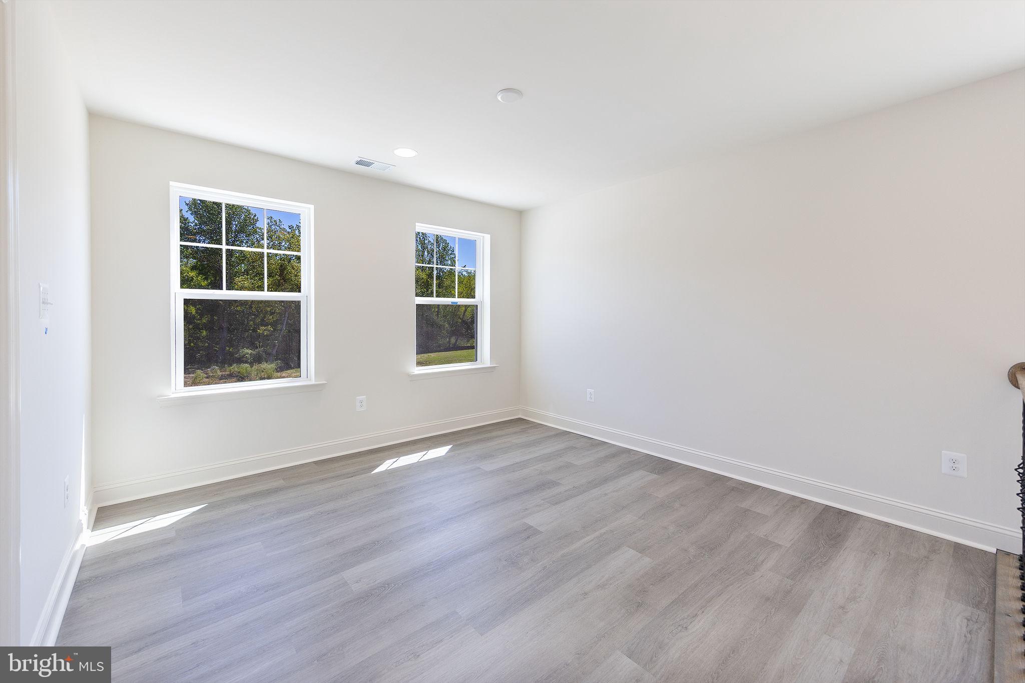 GRAYWOOD SPRINGS - Residential