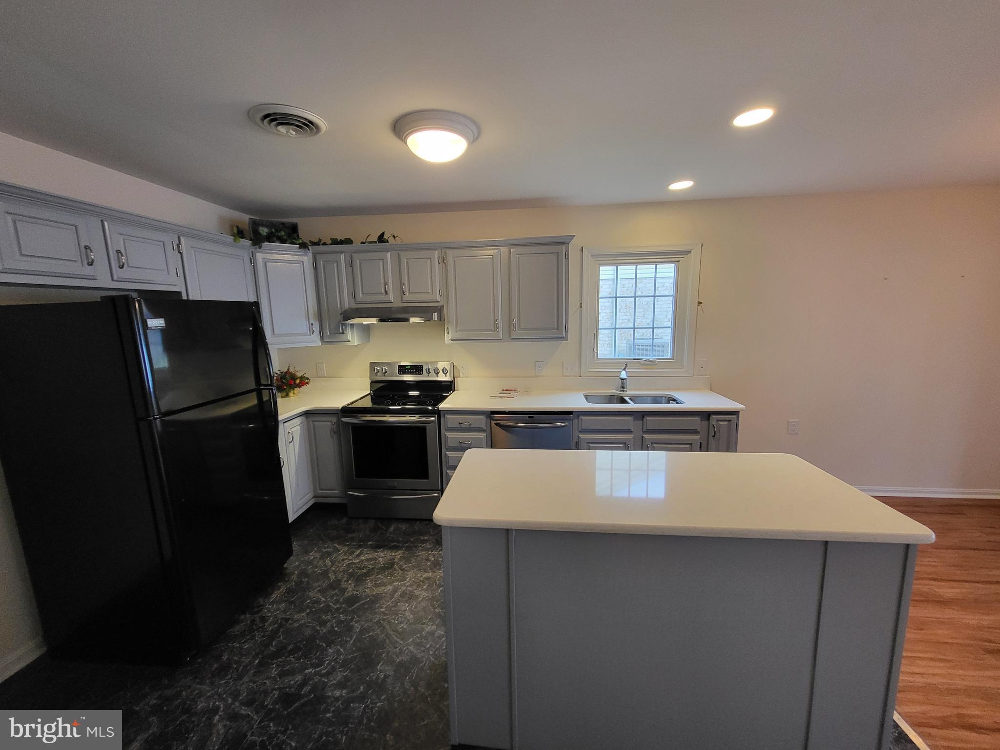 COLDBROOK - Residential