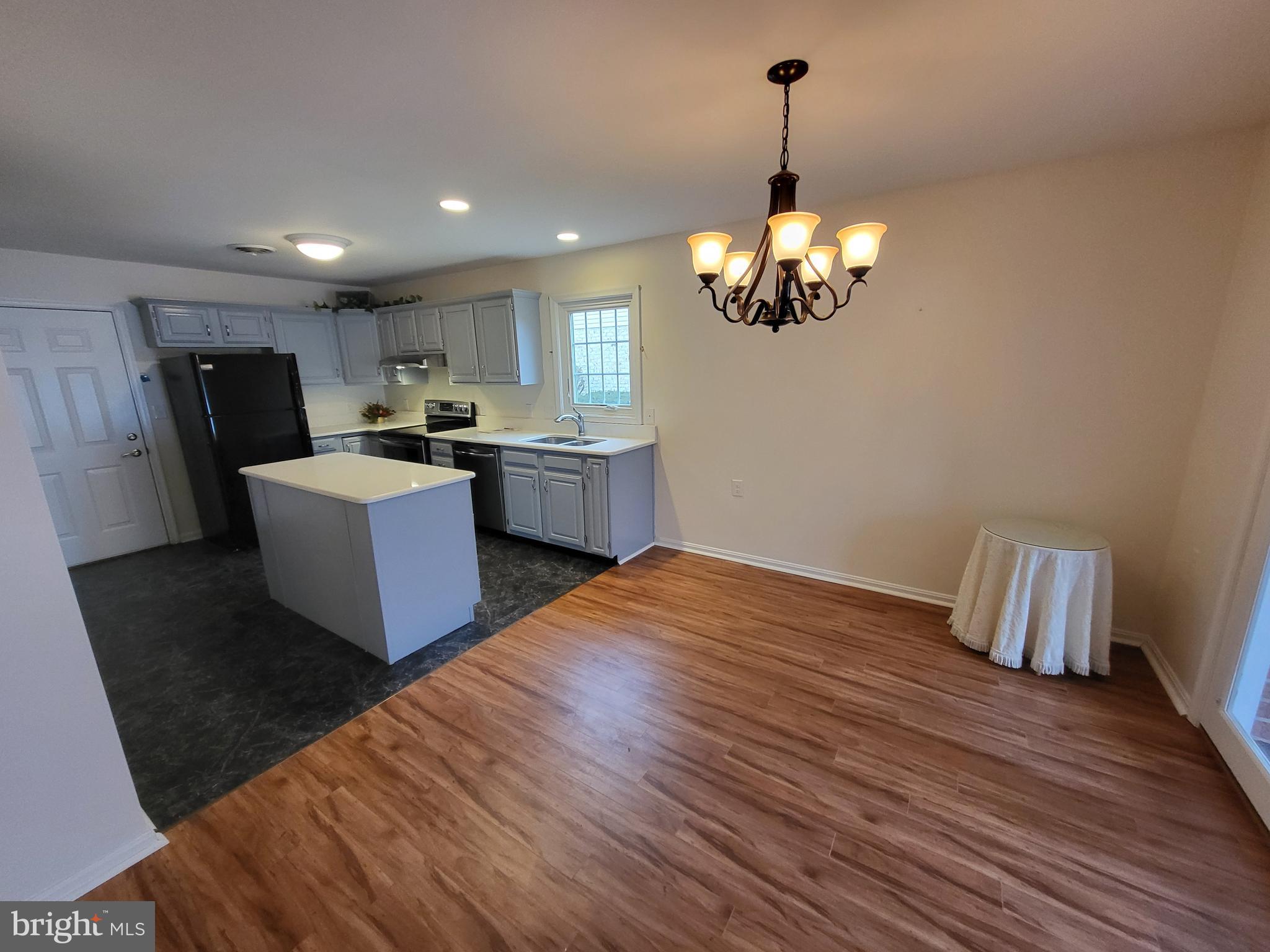 COLDBROOK - Residential