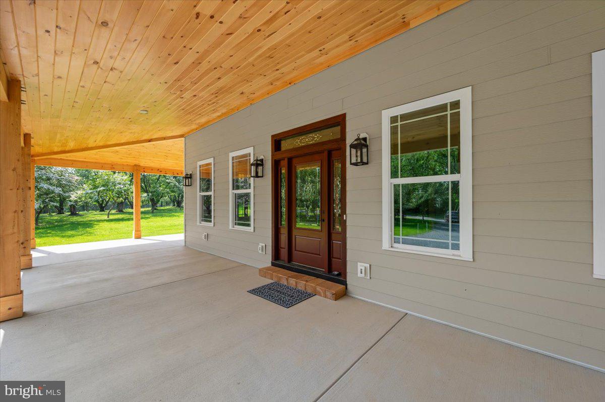 SHENANDOAH JUNCTION - Residential