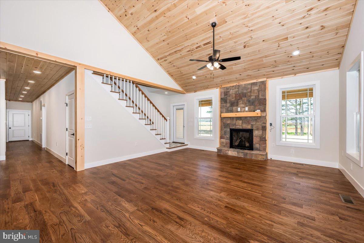 SHENANDOAH JUNCTION - Residential