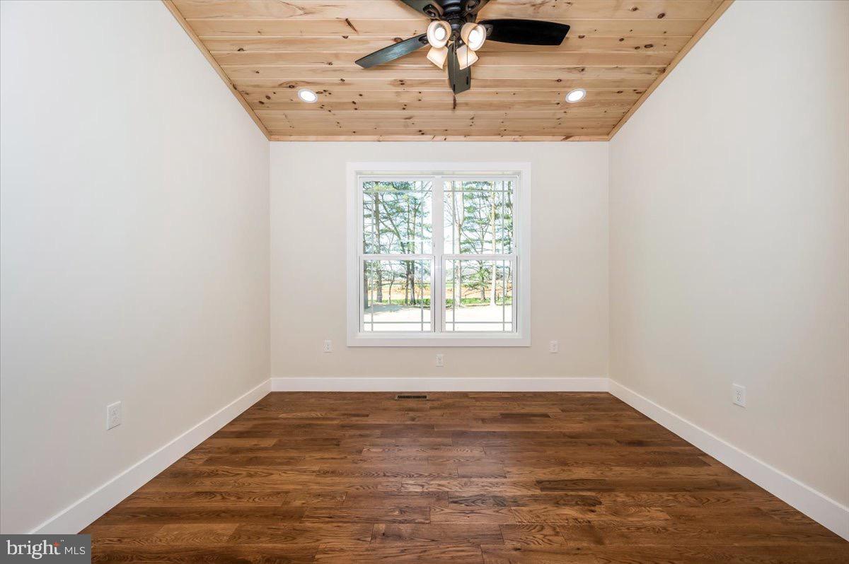 SHENANDOAH JUNCTION - Residential