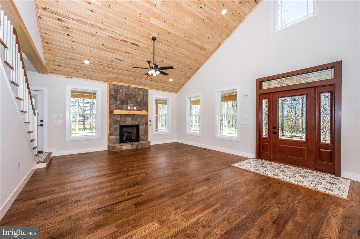 SHENANDOAH JUNCTION - Residential